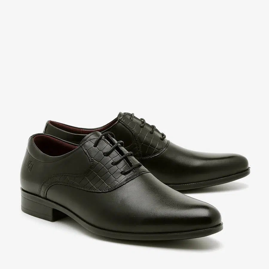 נעלי שרוך סגור פס קומפורט יוקר