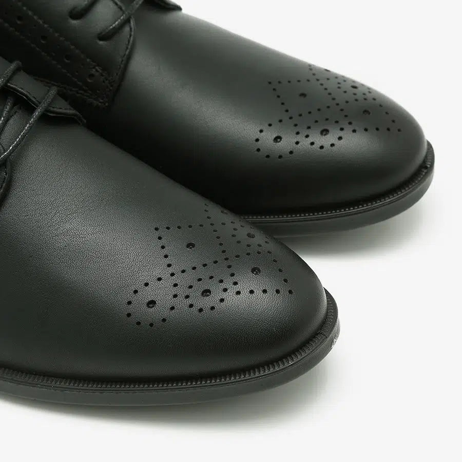 נעלי נובוק נקודות