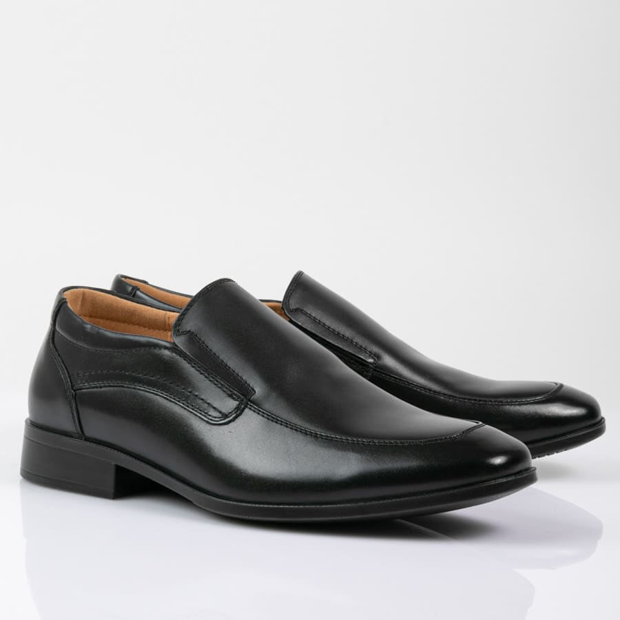 מוקסין אלגנטי קלאסי בצבע שחור