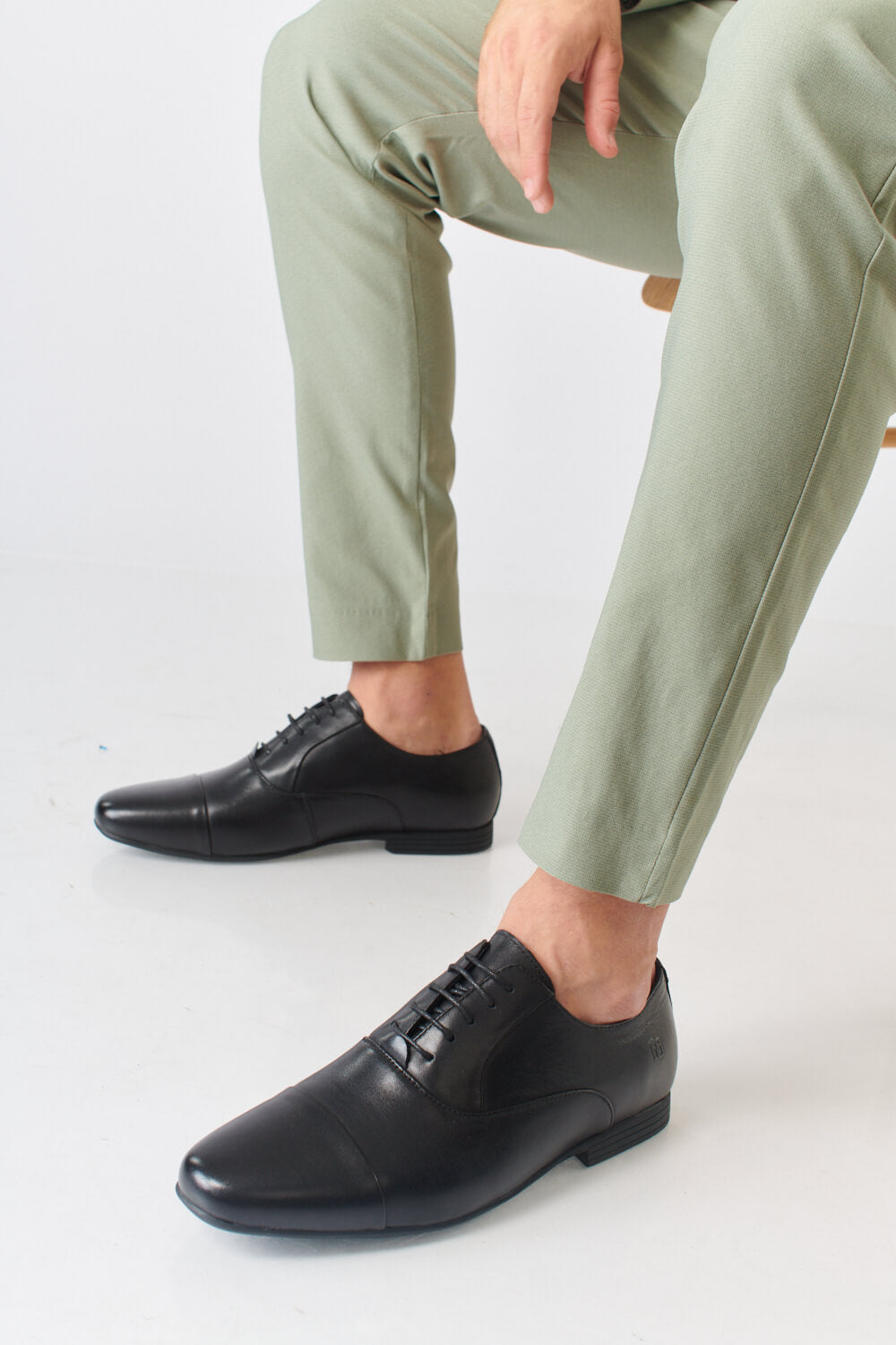 נעלי אלגנט מעור