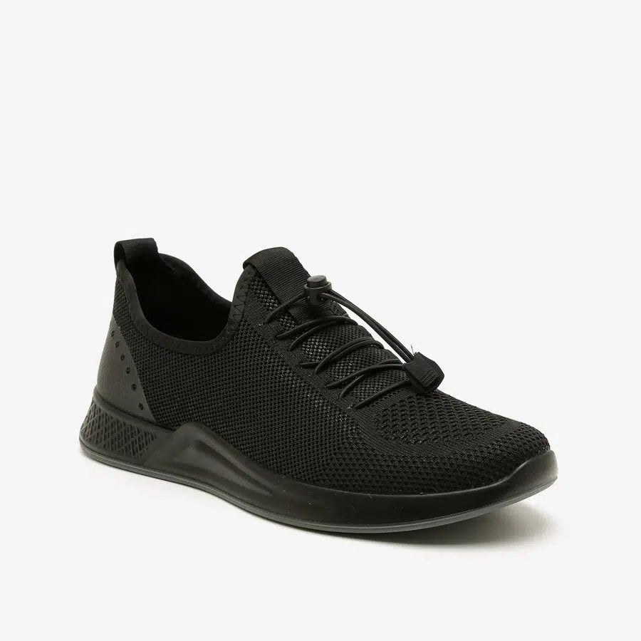 נעלי סניקרס אופנתיות