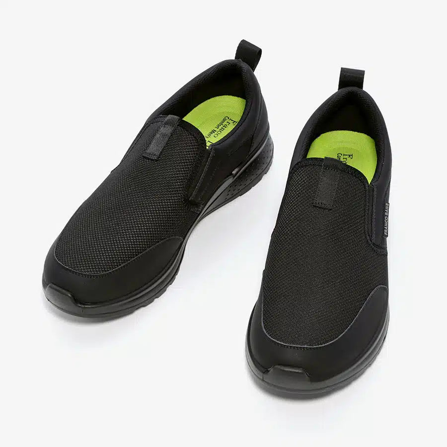 נעלי סניקרס שחורות Slip-On לגברים