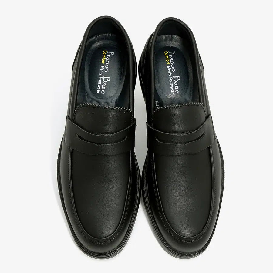 נעלי מוקסין לגברים בצבע שחור