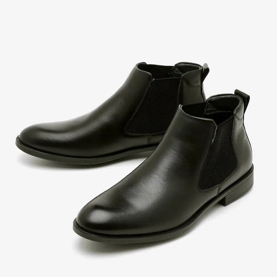 מגפוני צ'לסי קלאסיים בצבע שחור